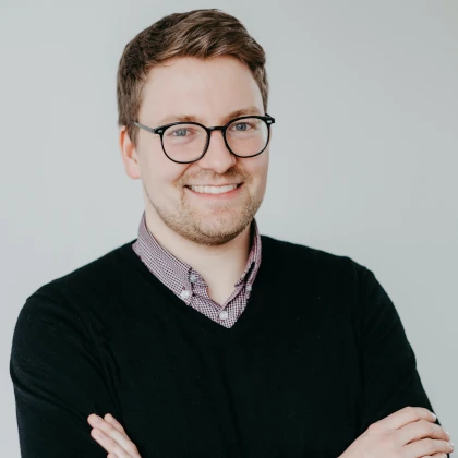 Daniel Tammen, Master of Laws (LL.M.) mit Schwerpunkt Jahresabschluss, in einem professionellen Porträt.