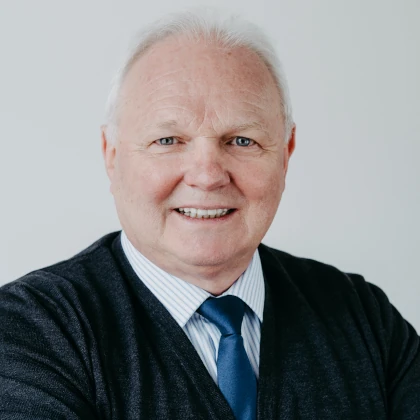 Dr. Wilhelm Frevert, Steuerberater, Diplom-Finanzwirt (FH) und Master of Business Consulting, in einem professionellen Porträt.