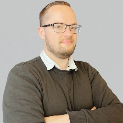 Felix Martin, Auszubildender, in einem professionellen Porträt.