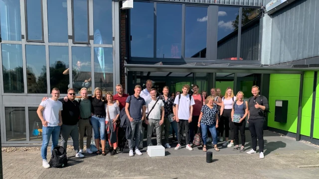 Das Team von AFP.DIE BERATER in Norden – Steuerberater, Wirtschaftsprüfer und Fachkräfte für Finanz- und Lohnbuchhaltung in einem Gruppenfoto.