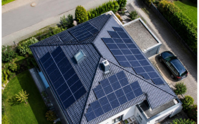 Photovoltaikanlage beim Immobilienkauf: Wann Grunderwerbsteuer gespart werden kann